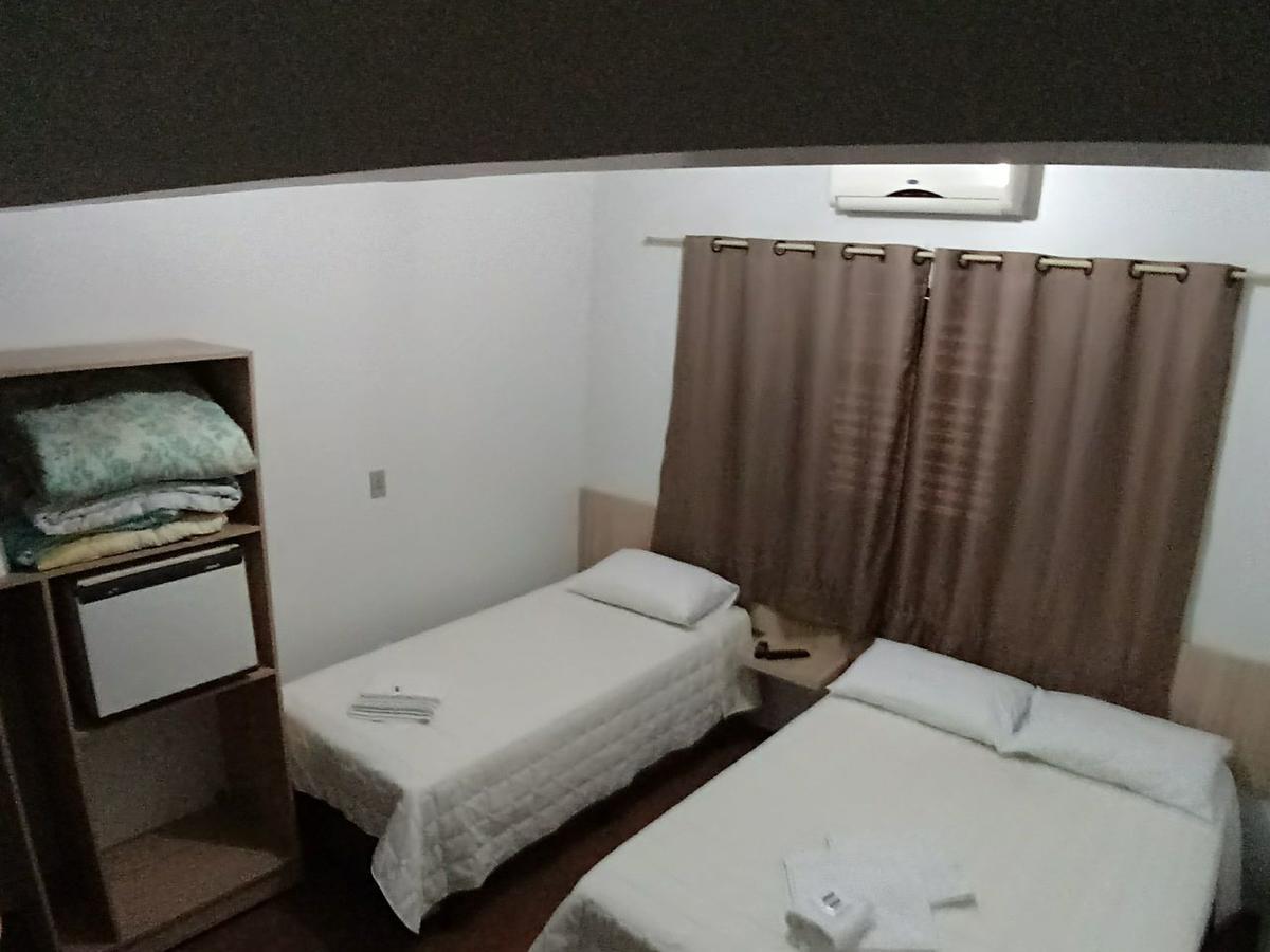 Giroto Hotel Realeza Exterior foto